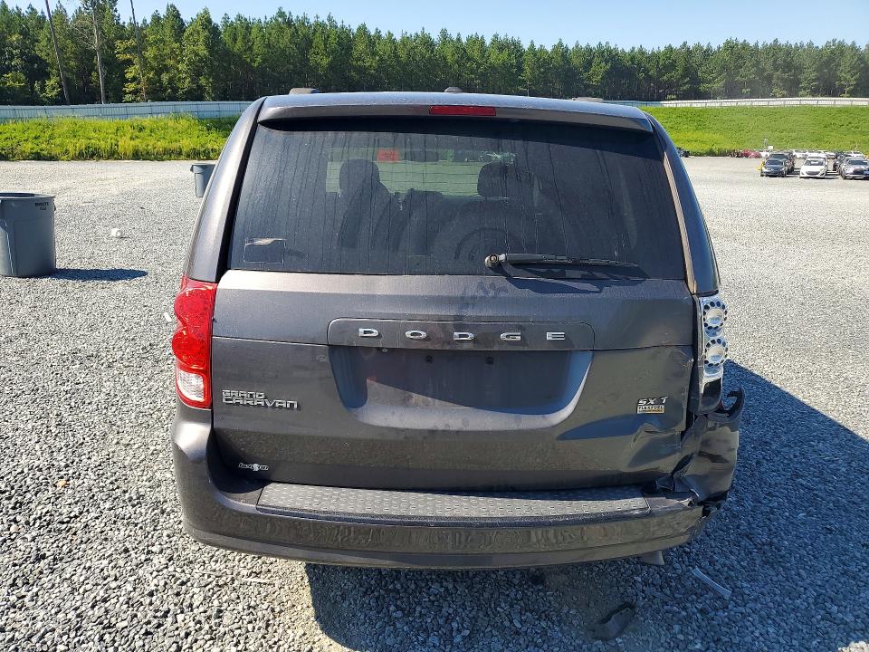 62304926 :رقم المزاد ، 2C4RDGCG7JR251487 vin ، 2018 Dodge Grand Caravan مزاد بيع