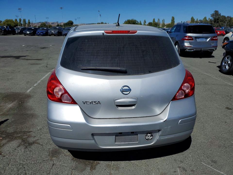 2010 Nissan Versa მანქანა იყიდება აუქციონზე, vin: 3N1BC1CP8AL451523, აუქციონის ნომერი: 61743546