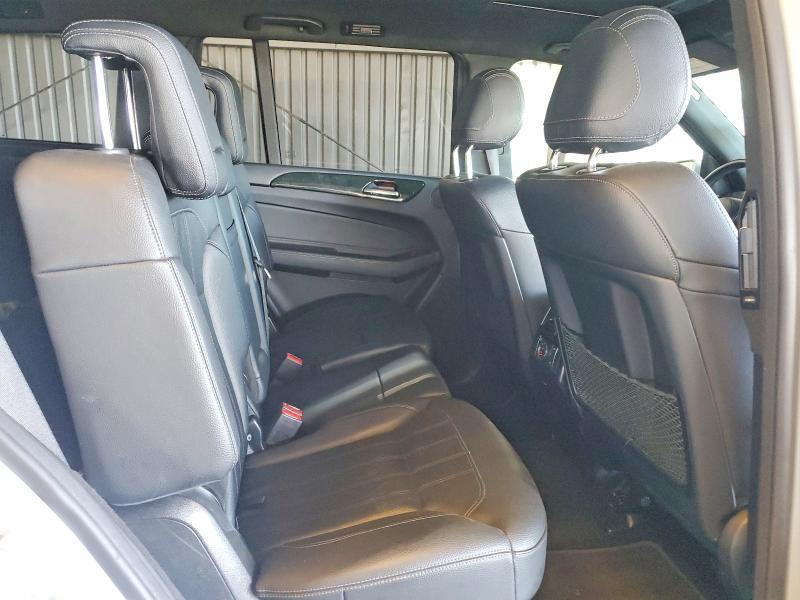 60895926 :رقم المزاد ، 4JGDF6EE1HA917828 vin ، 2017 Mercedes-benz Gls مزاد بيع