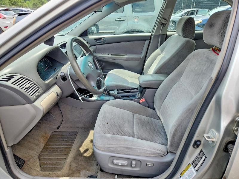 2004 Toyota Camry მანქანა იყიდება აუქციონზე, vin: 4T1BE32K14U842155, აუქციონის ნომერი: 60636366