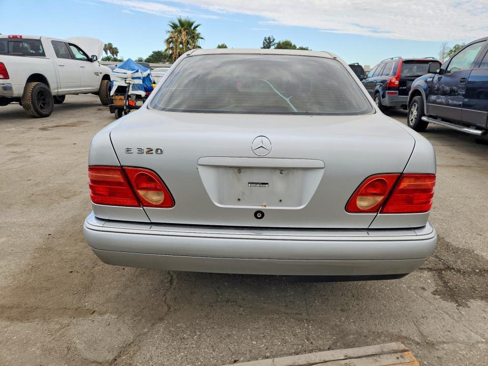 Продаж на аукціоні авто 1999 Mercedes-benz E, vin: WDBJF65H9XA904596, номер лоту: 61887096