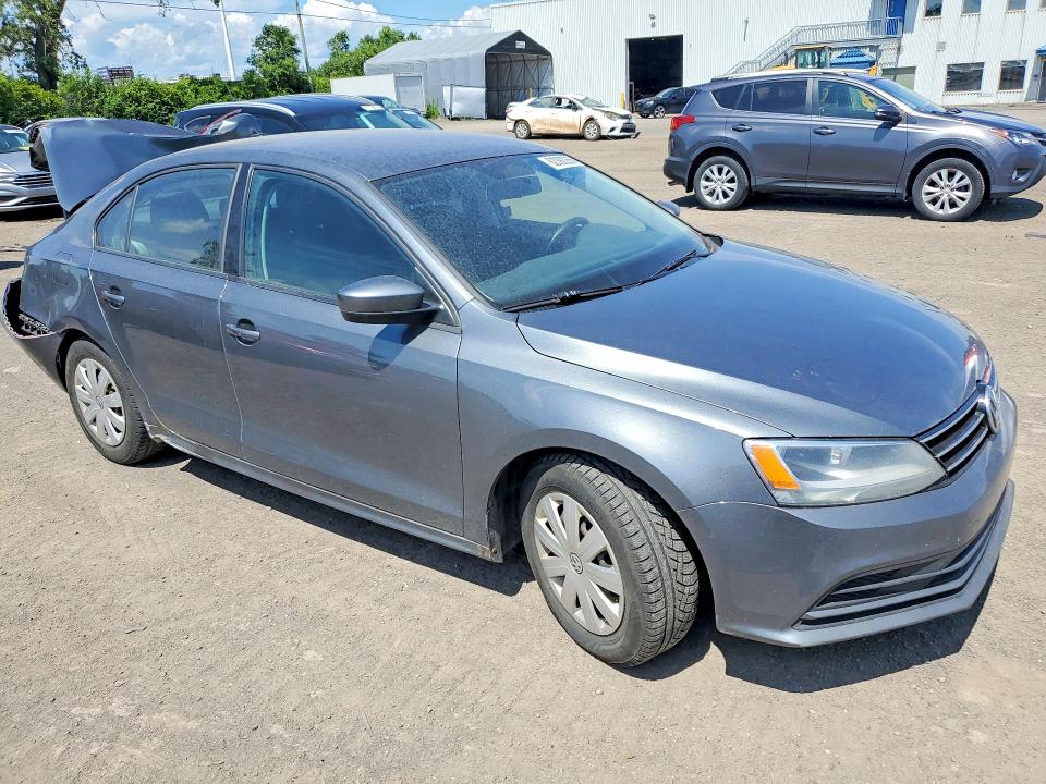 62392266 :رقم المزاد ، 3VW167AJ2HM201696 vin ، 2017 Volkswagen Jetta مزاد بيع