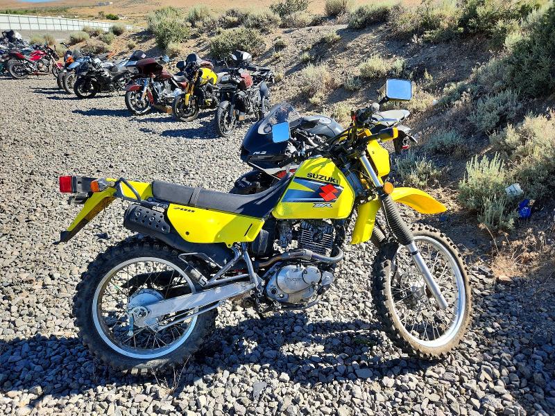 60095966 :رقم المزاد ، JS1SH42A222100455 vin ، 2002 Suzuki Dr200 مزاد بيع