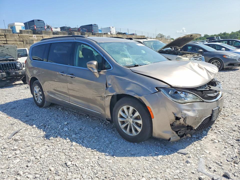 Продажа на аукционе авто 2017 Chrysler Pacifica, vin: 2C4RC1BG6HR553560, номер лота: 61139786