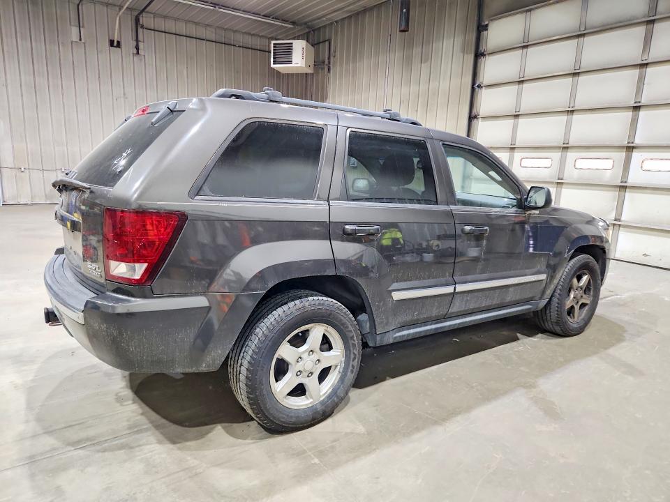 Продажа на аукционе авто 2005 Jeep Grand Cherokee, vin: 1J4HR58235C674980, номер лота: 61744076