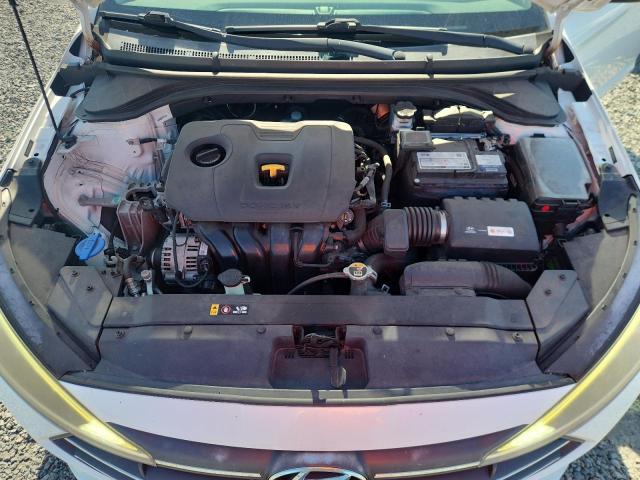 61629946 :رقم المزاد ، 5NPD84LF6KH485610 vin ، 2019 Hyundai Elantra مزاد بيع