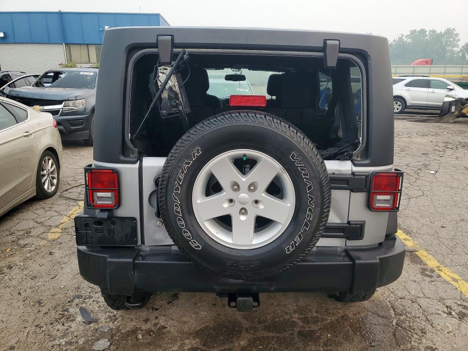 61202476 :رقم المزاد ، 1C4BJWDG6GL105991 vin ، 2016 Jeep Wrangler Unlimited مزاد بيع