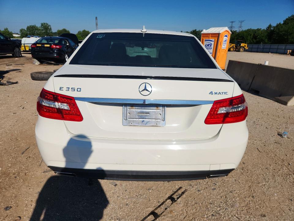 Продаж на аукціоні авто 2010 Mercedes-benz E, vin: WDDHF8HB3AA118387, номер лоту: 60011746