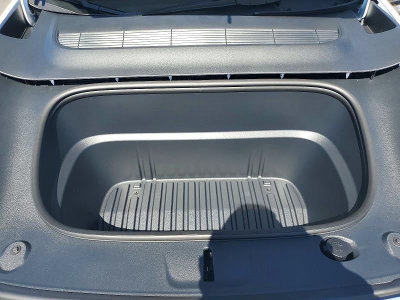 2026 Tesla Model Y მანქანა იყიდება აუქციონზე, vin: 7SAYGDED0TF647783, აუქციონის ნომერი: 59706056