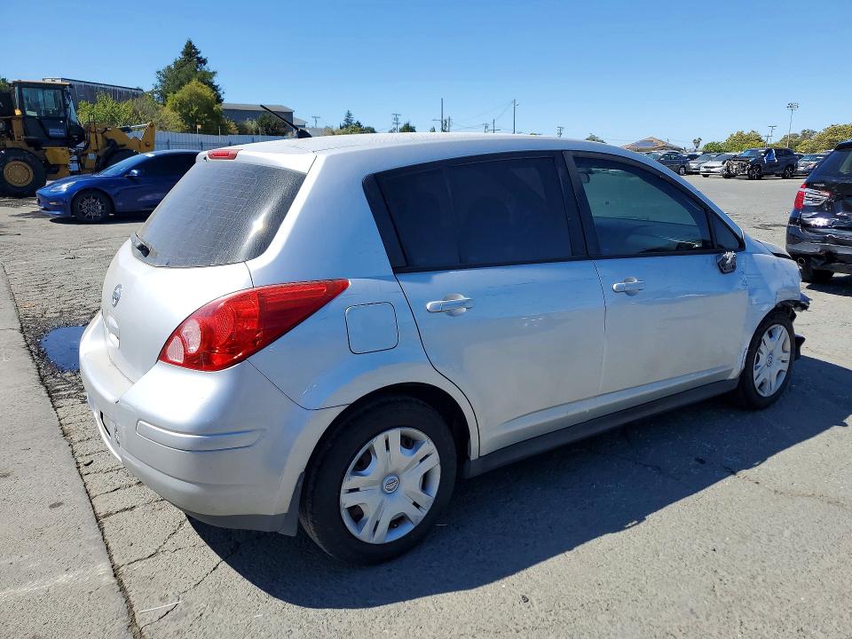 2010 Nissan Versa მანქანა იყიდება აუქციონზე, vin: 3N1BC1CP8AL451523, აუქციონის ნომერი: 61743546