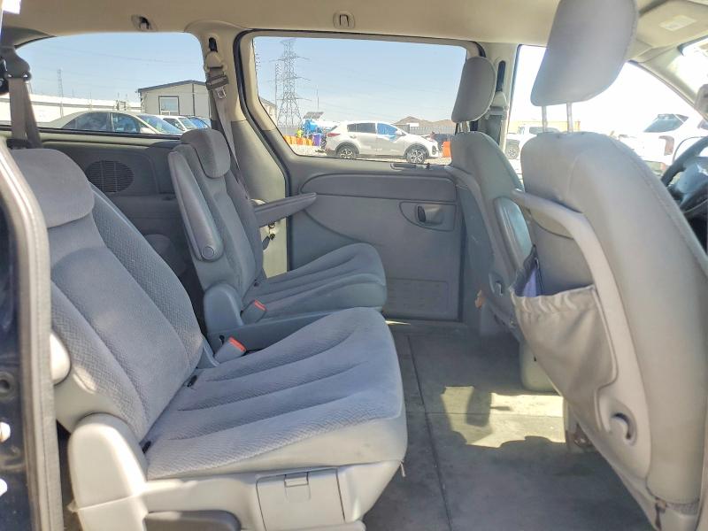 2005 Chrysler Town & Country მანქანა იყიდება აუქციონზე, vin: 2C4GP44R15R286593, აუქციონის ნომერი: 62579216