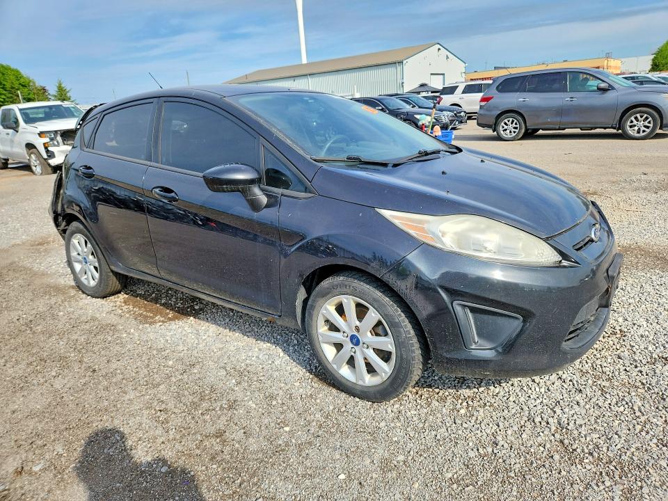 58997466 :رقم المزاد ، 3FADP4EJ6DM115572 vin ، 2013 Ford Fiesta مزاد بيع