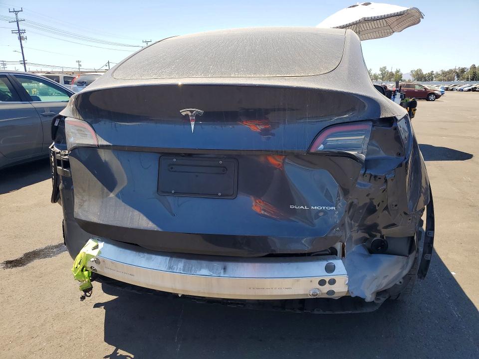 Продажа на аукционе авто 2024 Tesla Model Y, vin: 7SAYGDEE9RF081804, номер лота: 62345176
