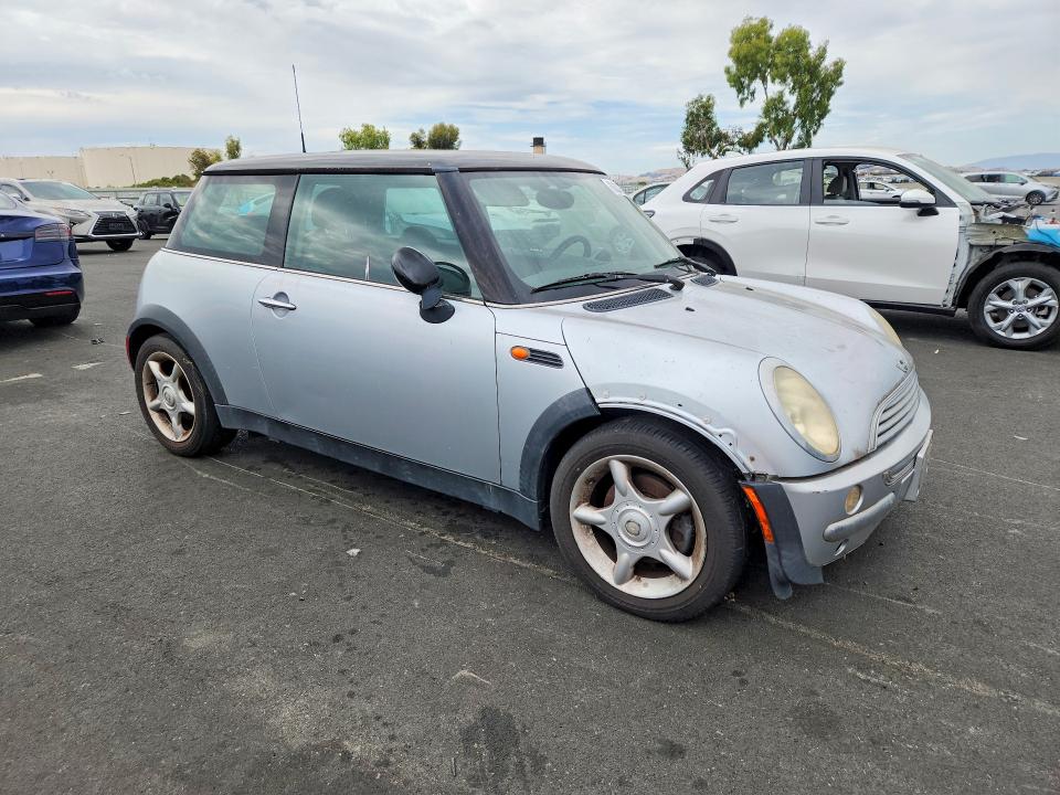 Продажа на аукционе авто 2004 Mini Cooper, vin: WMWRC33434TJ62740, номер лота: 60872246