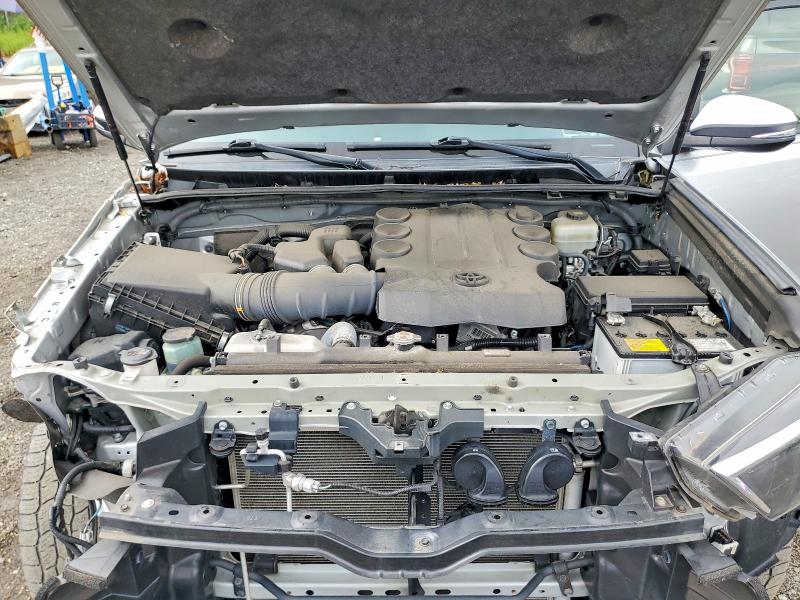 62326106 :رقم المزاد ، JTERU5JRXM5879520 vin ، 2021 Toyota 4runner مزاد بيع