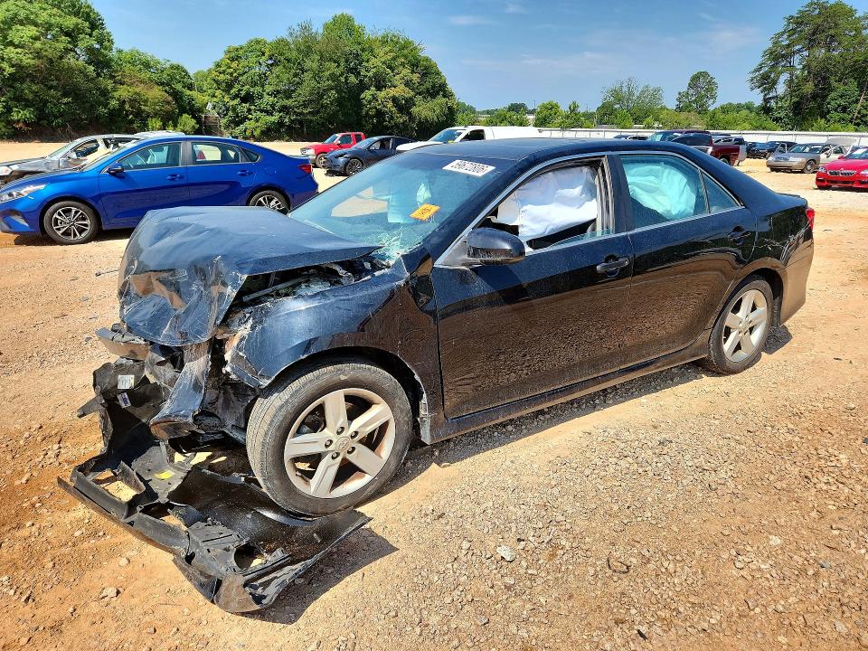 59672806 :رقم المزاد ، 4T1BF1FK9DU241880 vin ، 2013 Toyota Camry مزاد بيع