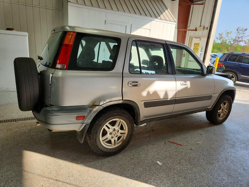61204636 :رقم المزاد ، JHLRD18621S023279 vin ، 2001 Honda Cr-v مزاد بيع