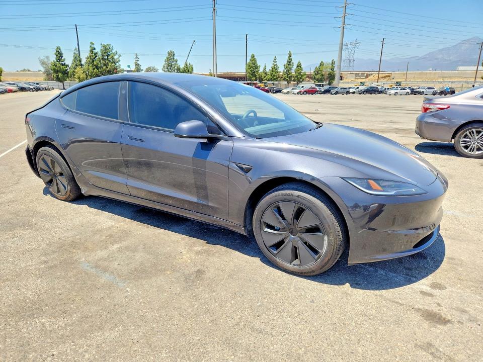 62286636 :رقم المزاد ، 5YJ3E1EA8SF058979 vin ، 2025 Tesla Model 3 مزاد بيع
