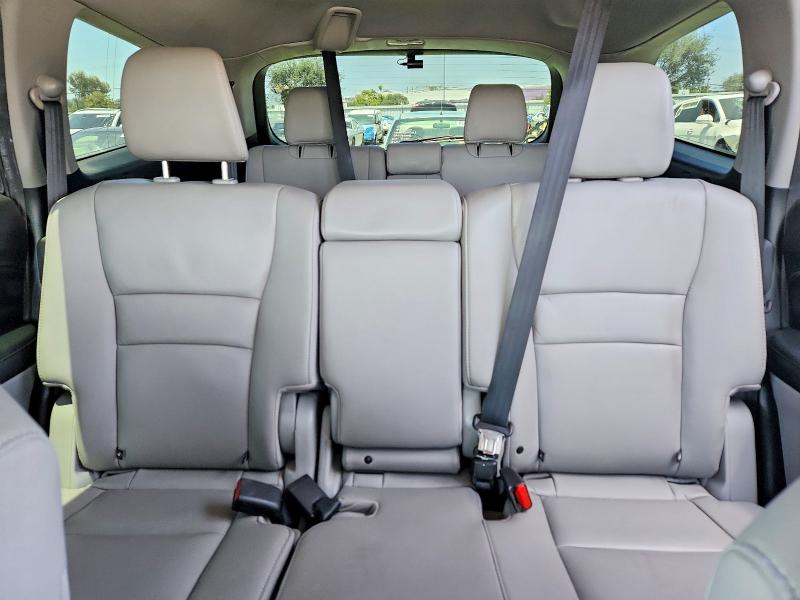 Продажа на аукционе авто 2017 Honda Pilot, vin: 5FNYF5H79HB033091, номер лота: 62790396