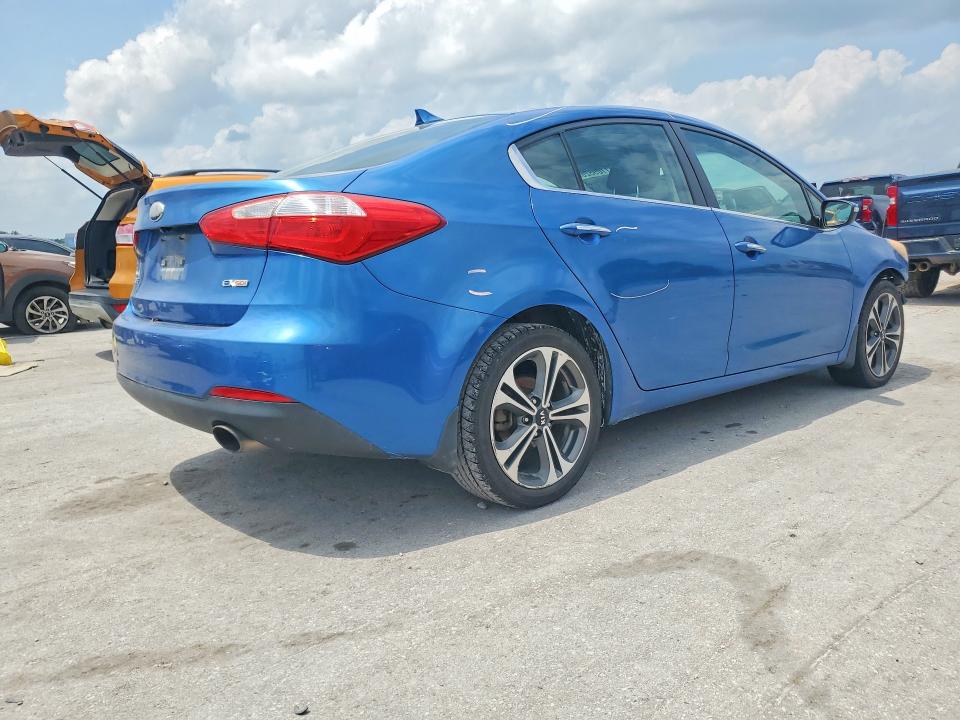 61109826 :رقم المزاد ، KNAFX4A87E5088554 vin ، 2014 Kia Forte مزاد بيع