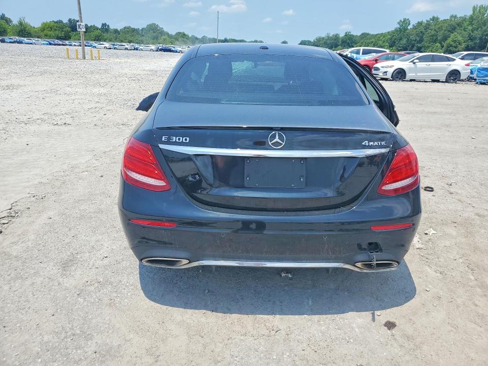 59070756 :رقم المزاد ، WDDZF4KB2HA241601 vin ، 2017 Mercedes-benz E مزاد بيع