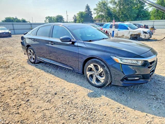 Продаж на аукціоні авто 2018 Honda Accord, vin: 1HGCV2F54JA031617, номер лоту: 60987196