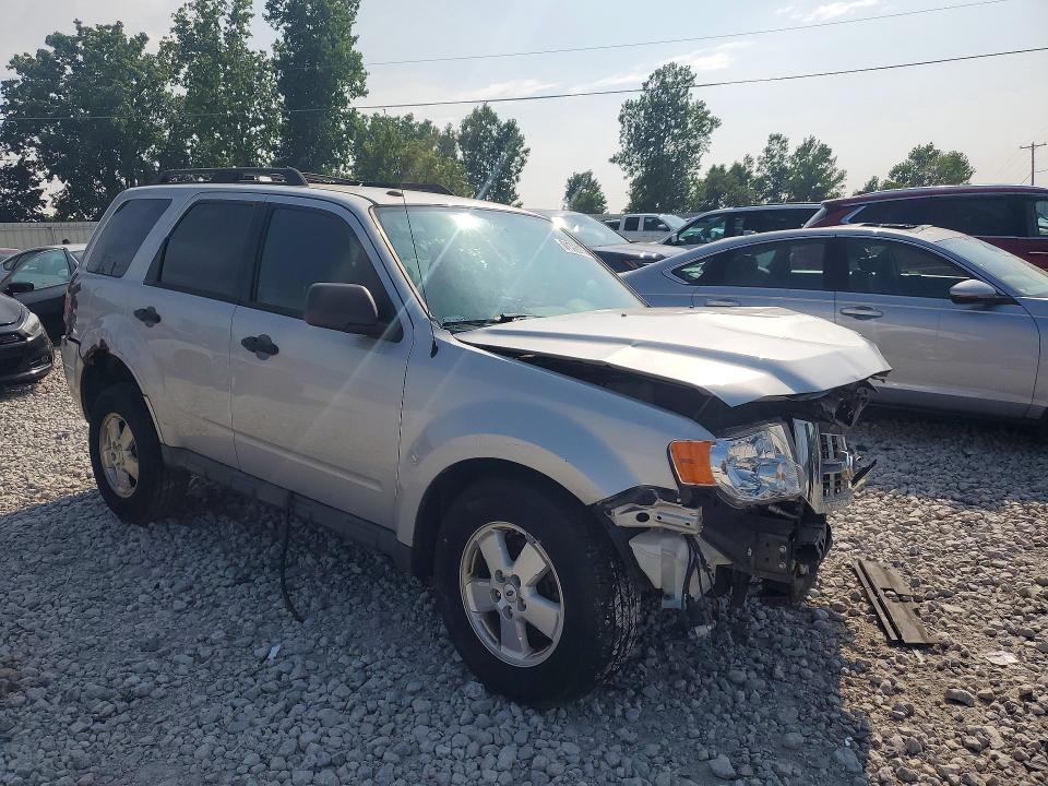 Продажа на аукционе авто 2011 Ford Escape, vin: 1FMCU0DG9BKB81370, номер лота: 61392976