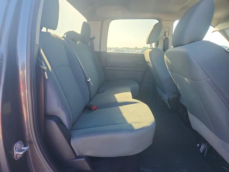 Продажа на аукционе авто 2018 Ram 2500, vin: 3C6UR5CL4JG315477, номер лота: 61780296