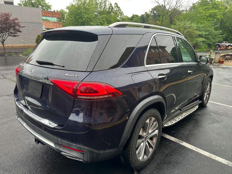 Продажа на аукционе авто 2020 Mercedes-benz Gle, vin: 4JGFB4KB0LA155135, номер лота: 61993926