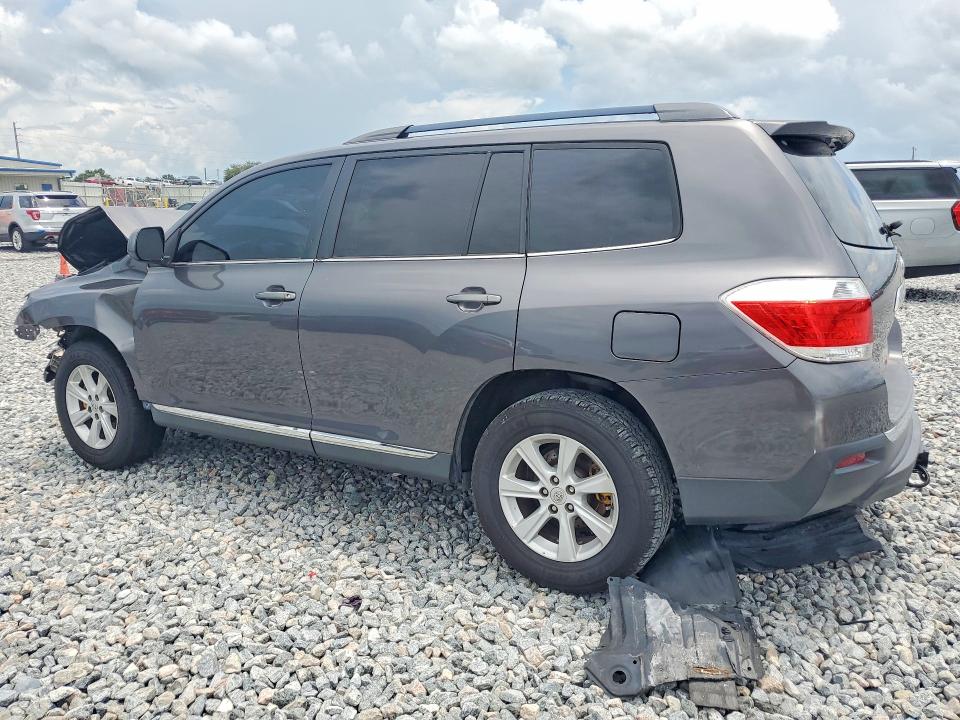 2013 Toyota Highlander მანქანა იყიდება აუქციონზე, vin: 5TDZK3EH3DS111226, აუქციონის ნომერი: 62632646