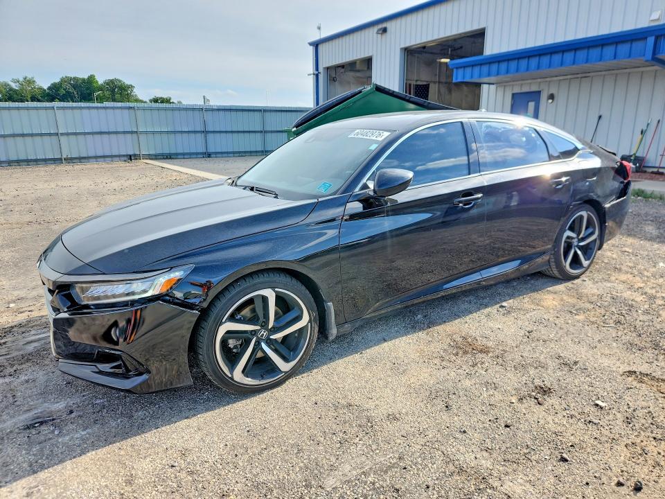 60482976 :رقم المزاد ، 1HGCV2F3XMA002027 vin ، 2021 Honda Accord مزاد بيع