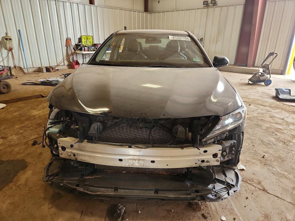 2022 Toyota Camry მანქანა იყიდება აუქციონზე, vin: 4T1C11AK6NU067827, აუქციონის ნომერი: 61437706