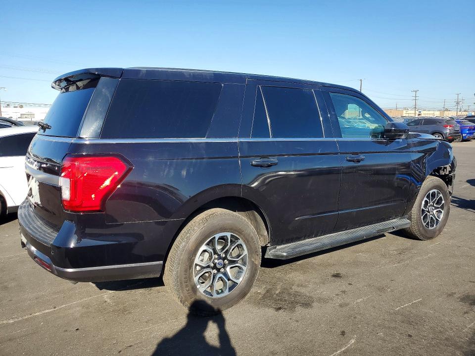2024 Ford Expedition მანქანა იყიდება აუქციონზე, vin: 1FMJU1G88REB08646, აუქციონის ნომერი: 60685766