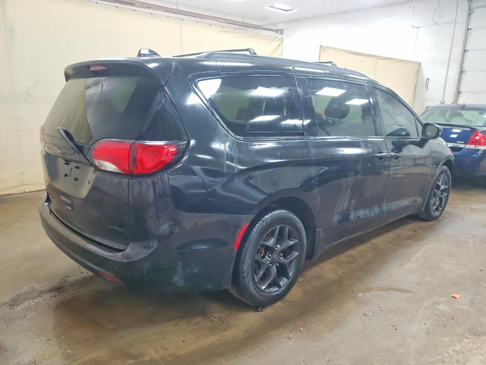62408606 :رقم المزاد ، 2C4RC1GG3LR132591 vin ، 2020 Chrysler Pacifica مزاد بيع