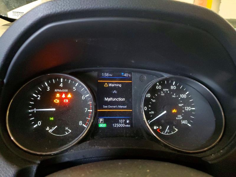 60697466 :رقم المزاد ، KNMAT2MV2JP603473 vin ، 2018 Nissan Rogue مزاد بيع