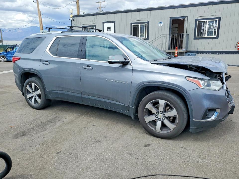 Продаж на аукціоні авто 2018 Chevrolet Traverse, vin: 1GNEVHKWXJJ221390, номер лоту: 62324836
