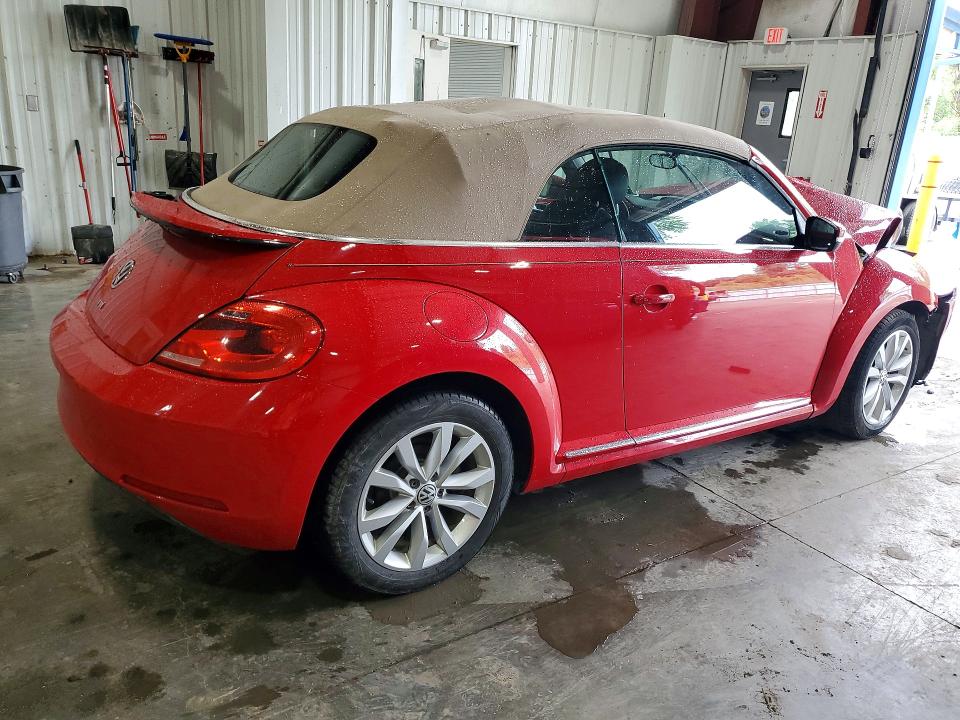 60009836 :رقم المزاد ، 3VW6L7AT2DM823192 vin ، 2013 Volkswagen Beetle مزاد بيع