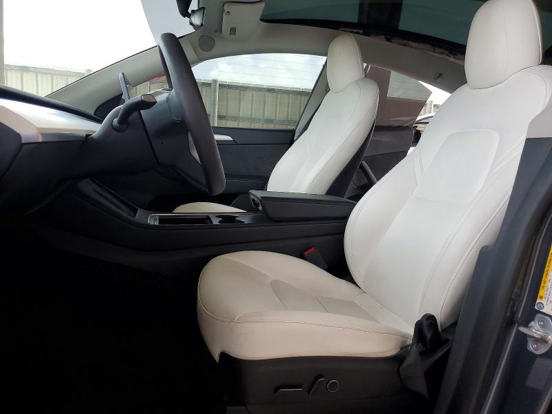 60681596 :رقم المزاد ، 7SAYGAEE1PF662788 vin ، 2023 Tesla Model Y مزاد بيع