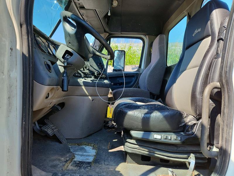 60500306 :رقم المزاد ، 3AKJGEDR7JSJV9374 vin ، 2018 Freightliner Cascadia 125 مزاد بيع