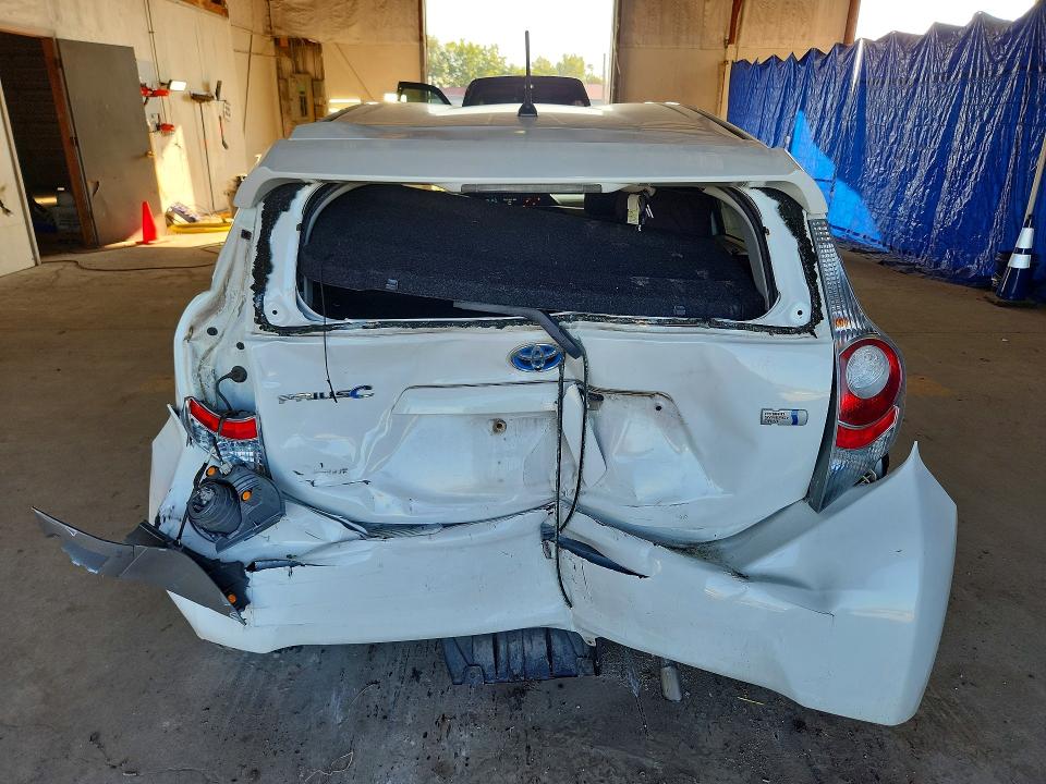 Aukcja sprzedaży 2014 Toyota Prius C, vin: JTDKDTB33E1569738, numer aukcji: 61091746