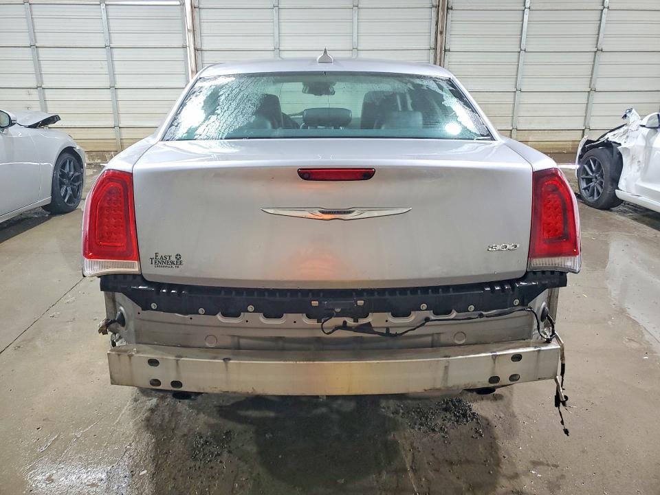 2015 Chrysler 300 მანქანა იყიდება აუქციონზე, vin: 2C3CCAAG3FH786651, აუქციონის ნომერი: 61289286