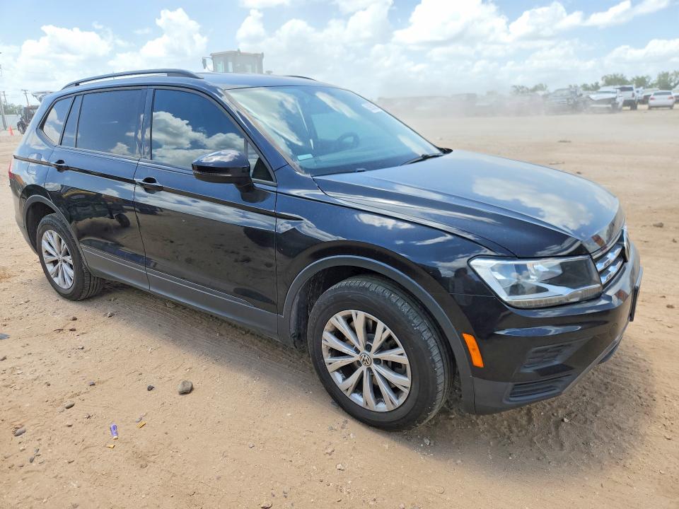 Продажа на аукционе авто 2020 Volkswagen Tiguan, vin: 3VV1B7AX9LM157581, номер лота: 59638296