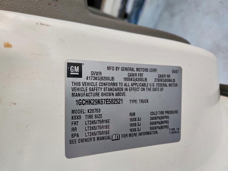 60688206 :رقم المزاد ، 1GCHK29K67E582521 vin ، 2007 Chevrolet Silverado مزاد بيع