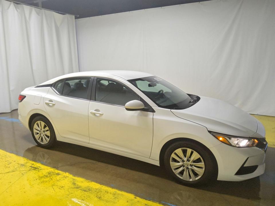 Продажа на аукционе авто 2022 Nissan Sentra, vin: 3N1AB8BV3NY229455, номер лота: 62242936