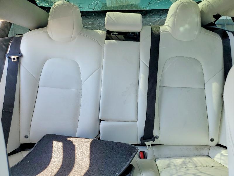 59383086 :رقم المزاد ، 5YJ3E1EBXKF437121 vin ، 2019 Tesla Model 3 مزاد بيع