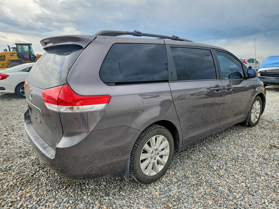 Продажа на аукционе авто 2013 Toyota Sienna, vin: 5TDDK3DC7DS052262, номер лота: 59196736