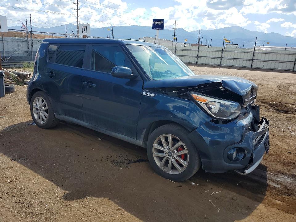 2018 Kia Soul მანქანა იყიდება აუქციონზე, vin: KNDJP3A57J7510950, აუქციონის ნომერი: 61630766