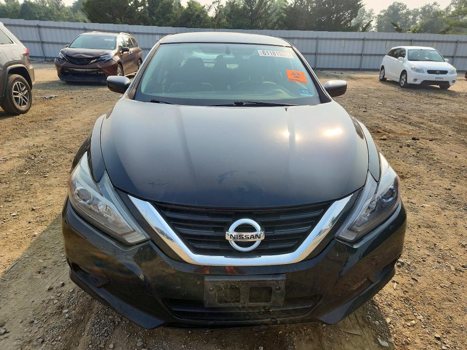 Продаж на аукціоні авто 2018 Nissan Altima, vin: 1N4AL3AP1JC227258, номер лоту: 61181936