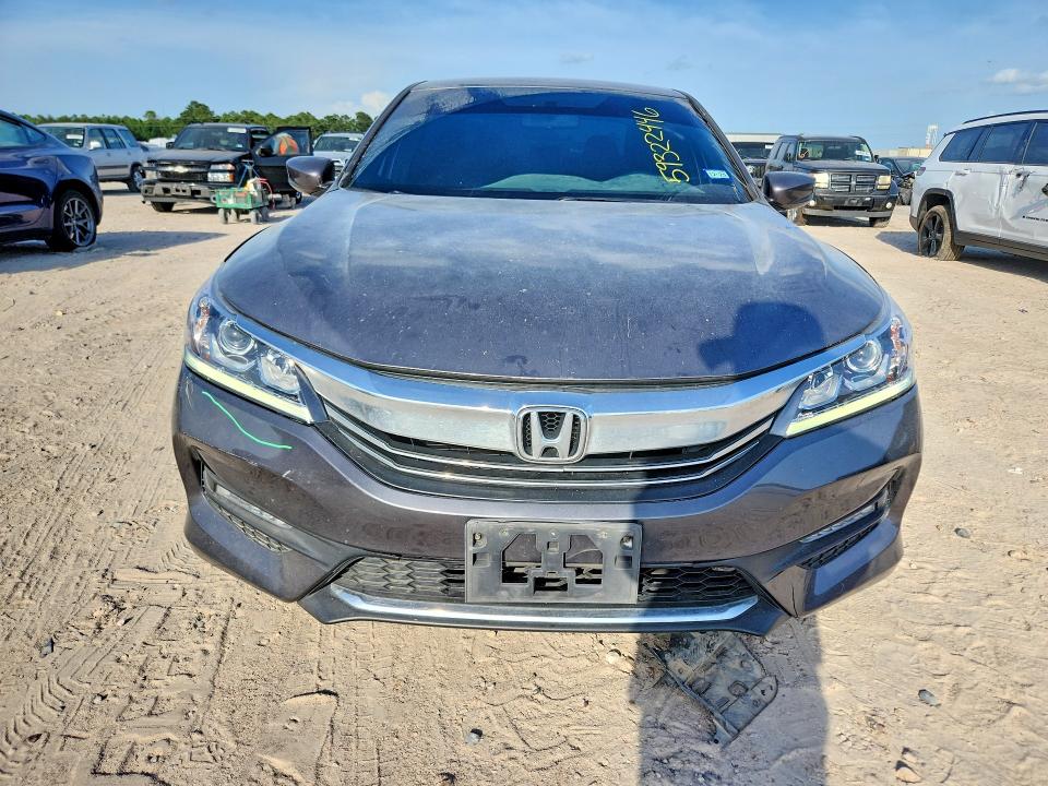 Продаж на аукціоні авто 2017 Honda Accord, vin: 1HGCR2F16HA145968, номер лоту: 59322446