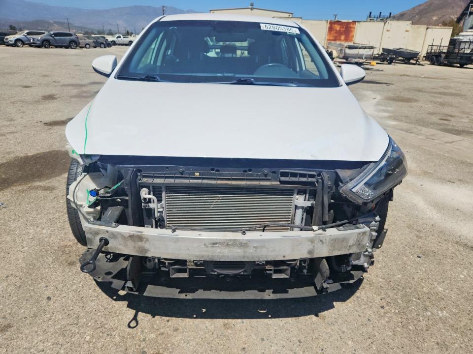 2019 Hyundai Ioniq Plug-in Hybrid მანქანა იყიდება აუქციონზე, vin: KMHC65LD3KU105680, აუქციონის ნომერი: 62805386